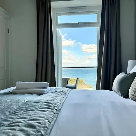 Luxury Sea View With Multi Balcony And Private Onsite Parking Only 300m From The * Looe